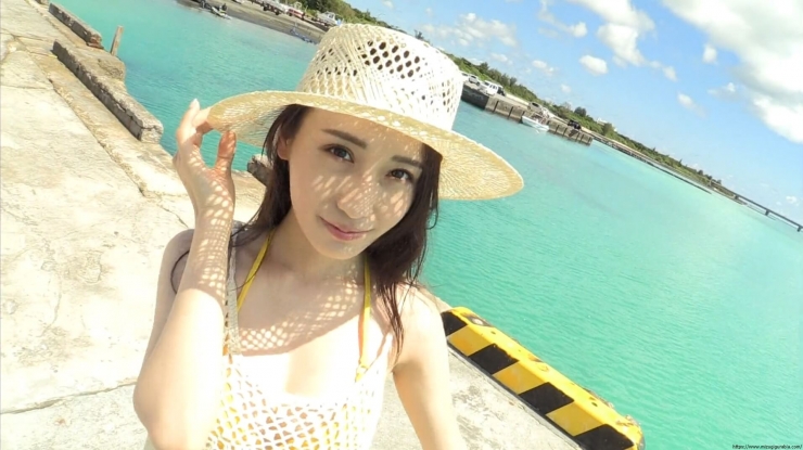 Aima Ito Yellow Bikini Beach005
