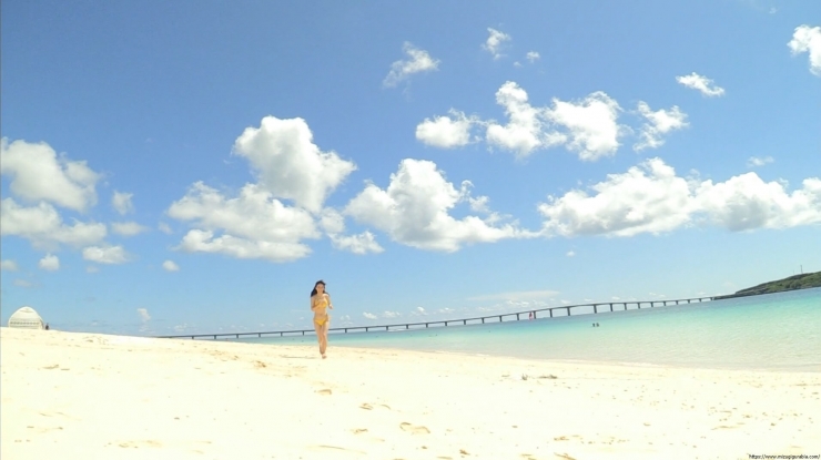 Aima Ito Yellow Bikini Beach102