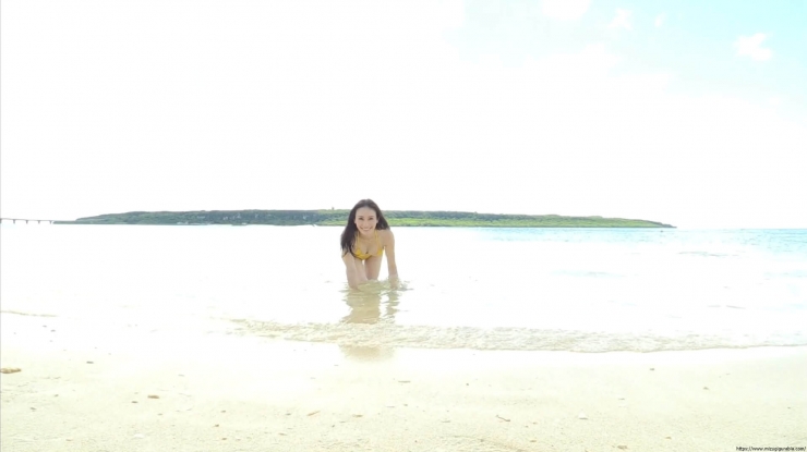 Aima Ito Yellow Bikini Beach203