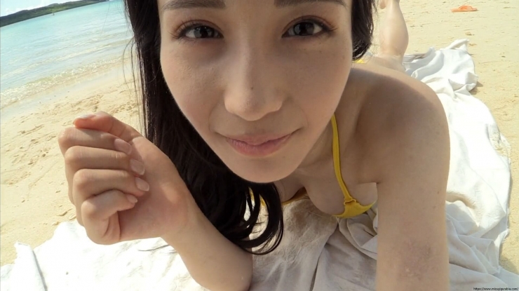 Aima Ito Yellow Bikini Beach225