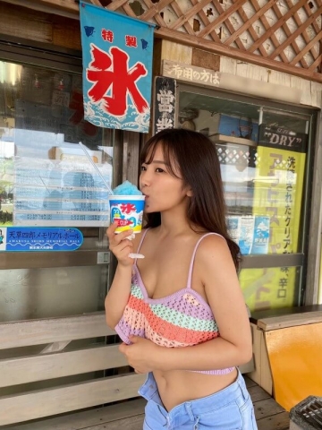 Tomomi Kahara Swimsuit Bikini rw005