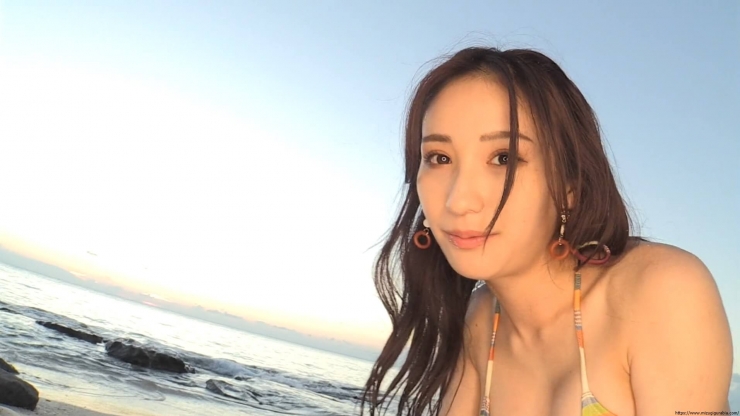 Aima Ito Sunset Beach and Her082