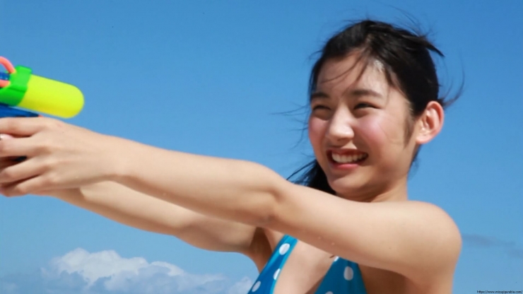Risako Ito Water gun in swimsuit Polka dot bikini43