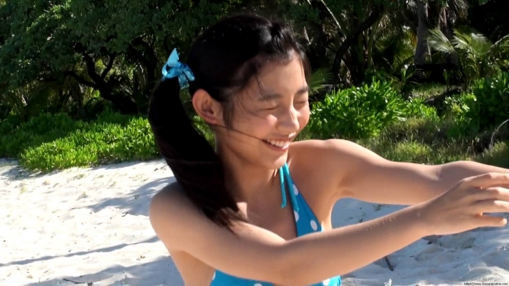 Risako Ito Water gun in swimsuit Polka dot bikini42