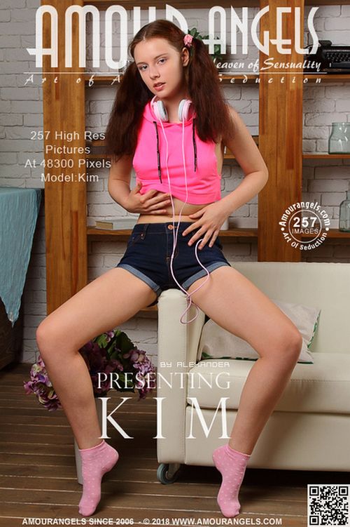 Kim - PRESENTING KIM