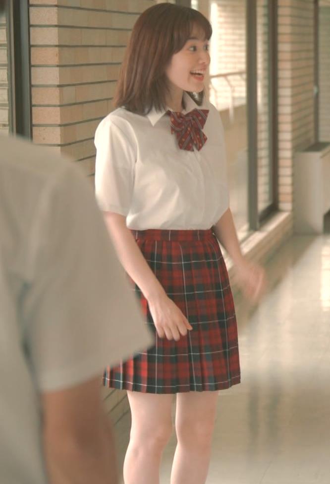 筧美和子　JK役（27歳） 制服姿キャプ・エロ画像２