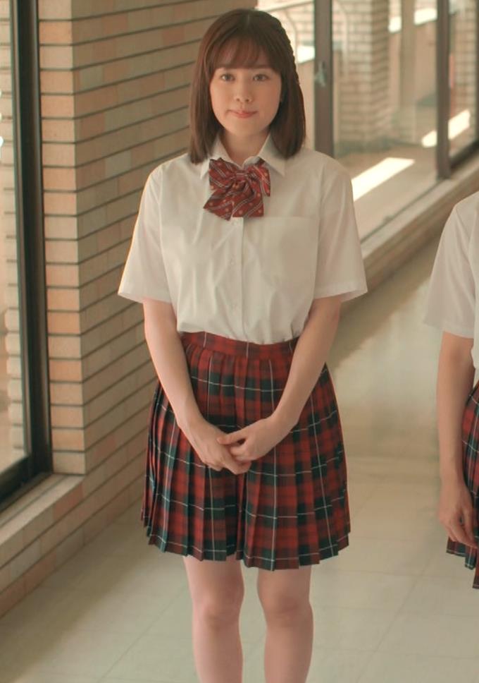 筧美和子　JK役（27歳） 制服姿キャプ・エロ画像１１