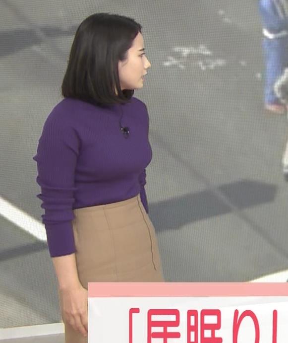 森川夕貴アナ　ニット巨乳とスカートのスリットがエロいキャプ・エロ画像２