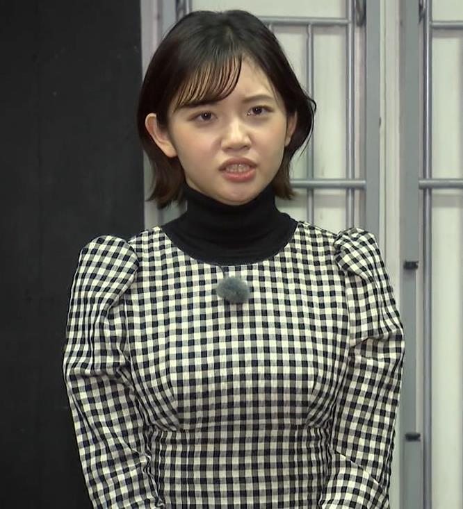 田中瞳アナ　チェック柄で体のラインがでるキャプ・エロ画像２